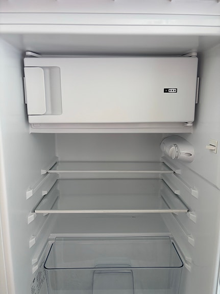 UPO jääkaappipakastin 96l