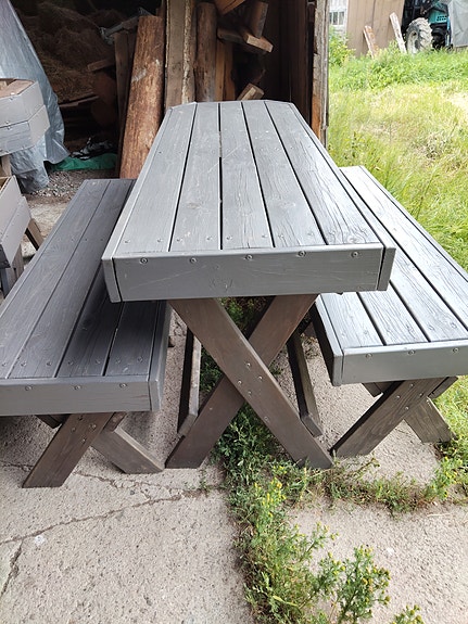 Puutarha pöytäryhmä, pöytä ja 2 penkkiä