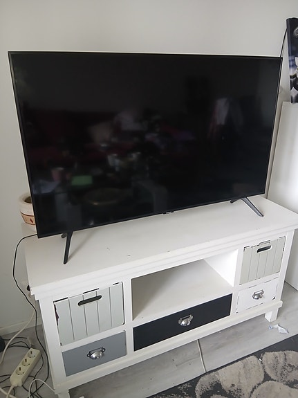 Myynissä virheetön 32" SAMSUNG smart tv