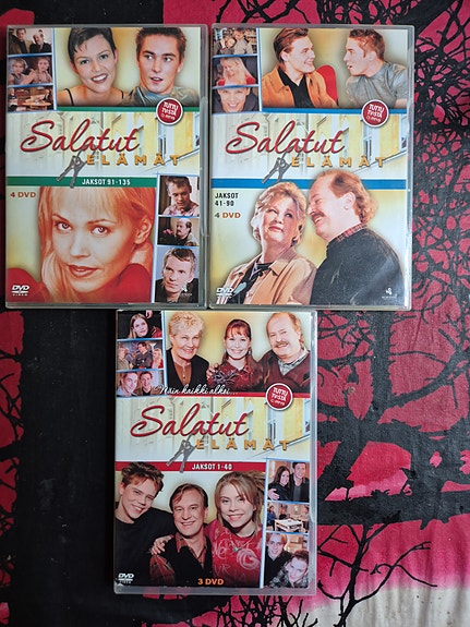 Salatut elämät DVD-boksit jaksot 1-135