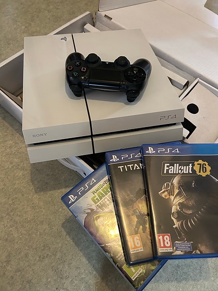 Playstation 4