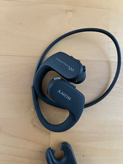 Sony Walkman mp3 soitin kuulokkeet