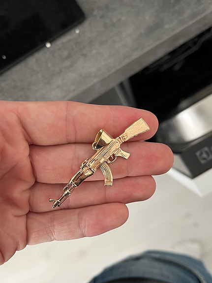 14k kulta ak-47 riipus