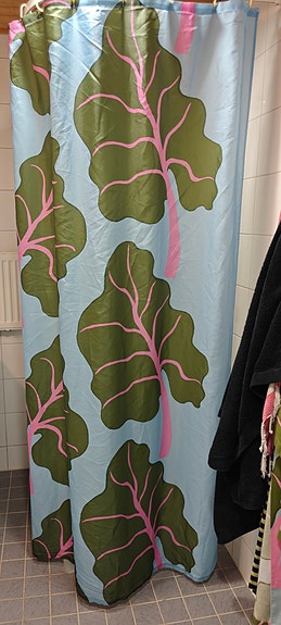 Marimekko x IKEA suihkuverho sininen vihreä lehtikuvio