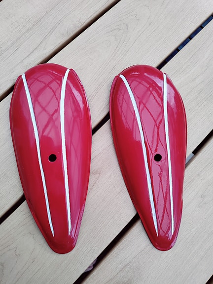DKW Hummel mopon etupyörän " pölykapselit"