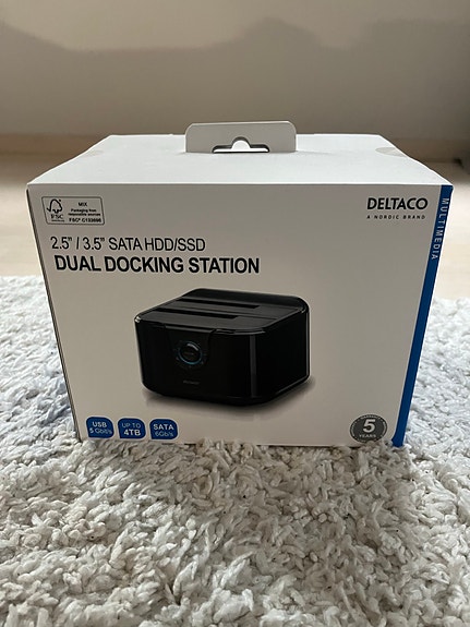 Deltaco telakka-asema SATA HDD/SSD 2.5" / 3.5"