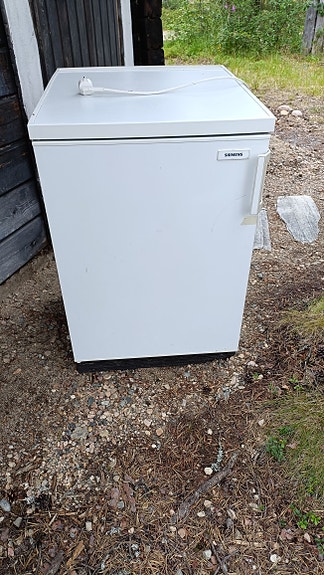 Siemens Jääkaappi pakastelokerolla