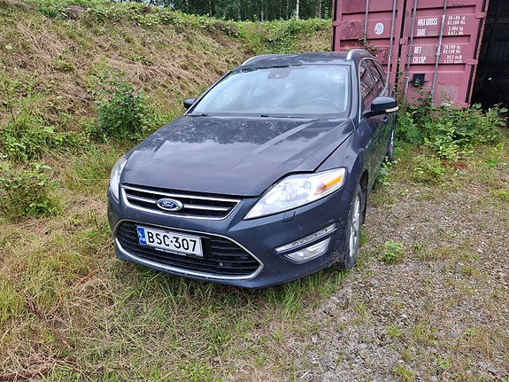 Ford Mondeo 2013 2.0tdci osina/kokonaan