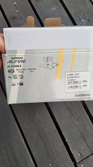 Uusi Shimano SL-S7000-8 Alfine 8-vaihteinen vaihtaja