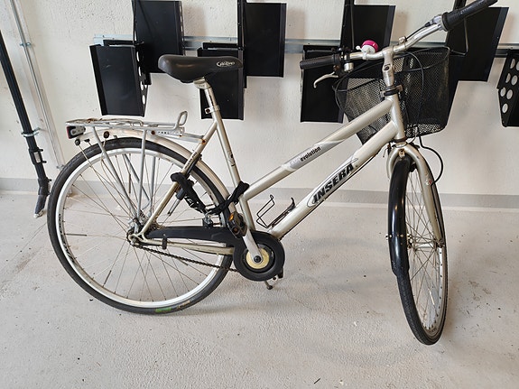 Insera naisten kaupunkipyörä 28" koko M