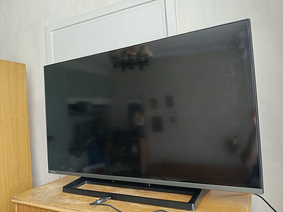40 tuuman televisio