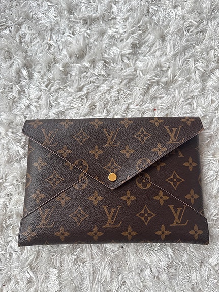 Louis Vuitton monogram kirigami L