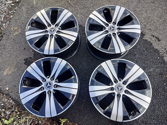Mercedes C sarjan 17" alkuperäiset aluvanteet