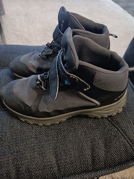Everest kengät koko 37