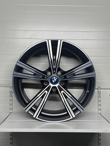 BMW Vanteet Original 8.0J / 8.5xR19 5x112 /ET 27 / ET40 / 66.6