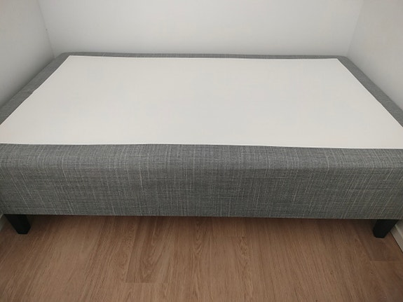 Runkopatjasänky 120 cm x 200 cm