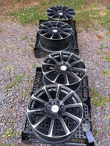 Avensis T27 alut. 16".