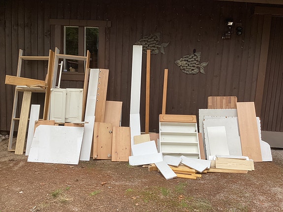 Keittiön kaapiston osia