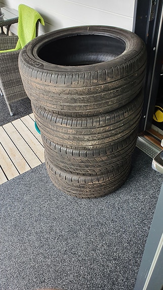 Pirelli kesärenkaat  245/45R18