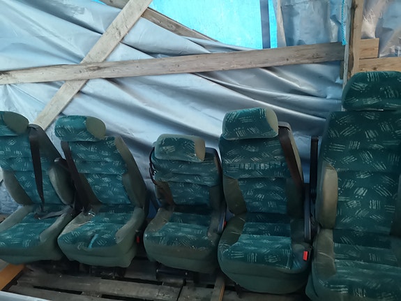 Minibussin istuimia 7kpl vihreä/sininen
