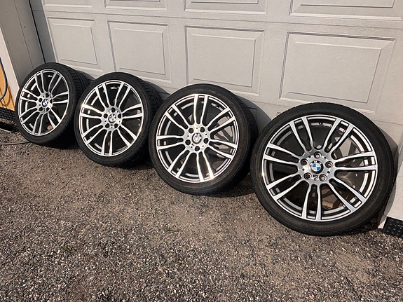 BMW OEM Style 403M 19” M Sport -vanteet kesärenkailla