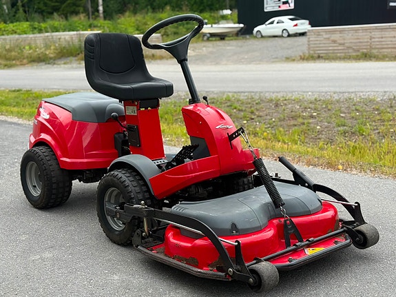 CastelGarden XK4160HD / Stiga Park Compact 16 4wd