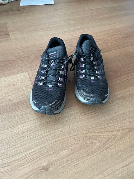 Merrell juoksukengät Gore-Tex koko 40 musta