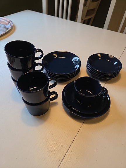 Iittala Teema kahvikupit ja lautaset tummansininen, 6 kpl