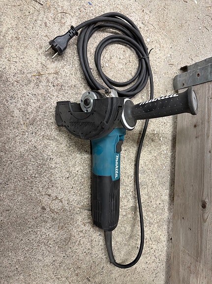 Makita kulmahiomakone