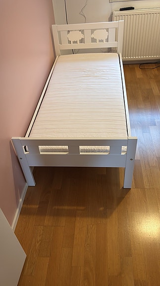 IKEA valkoinen lasten+ patja