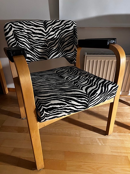 Artek 43, Alvar Aalto nojatuoli seeprakuosilla