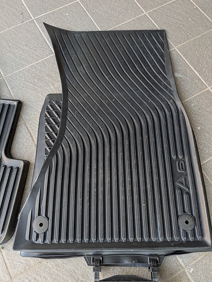 Audi a6 c7 kumimatot