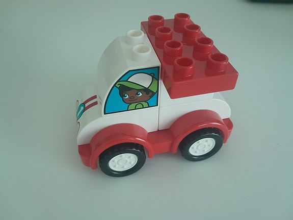 Lego Duplo 10860: Ensimmäinen kilpa-autoni
