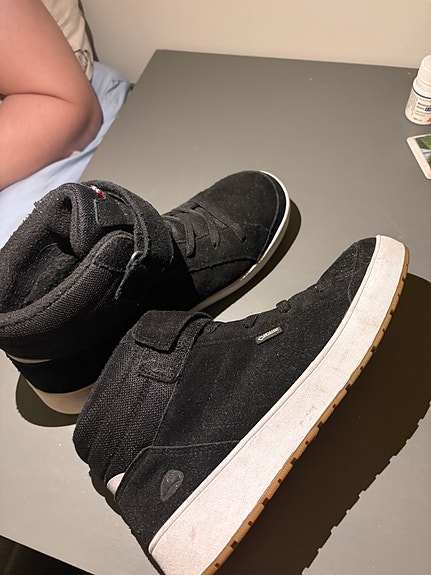 Viking Gore-Tex tennarit koko 41 musta
