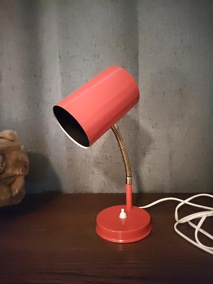 Retro pöytävalaisin