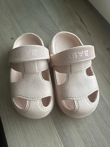 Lasten crocsit