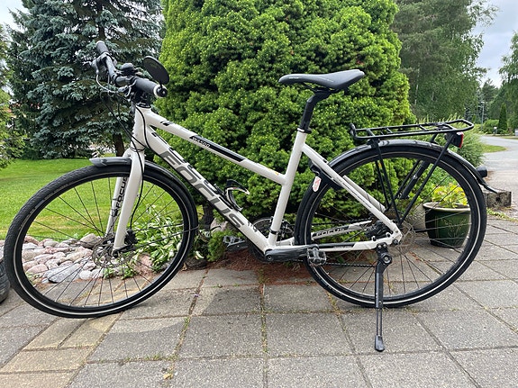 Focus hybridipyörä
