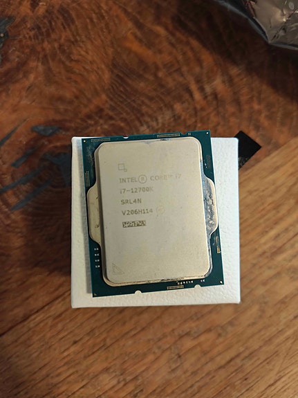 I7-12700k