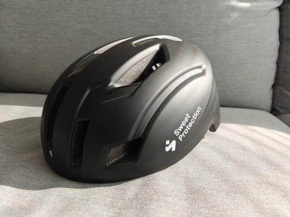 Sweet Protection Seeker Helmet -pyöräilykypärä