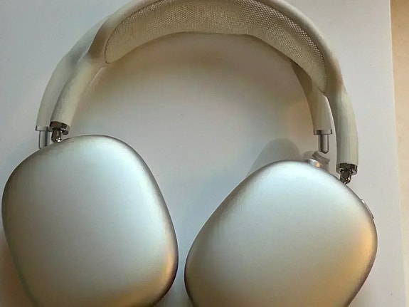 ALE AirPods Max USB-C 2024 - TAKUU 6kk kuin uusi