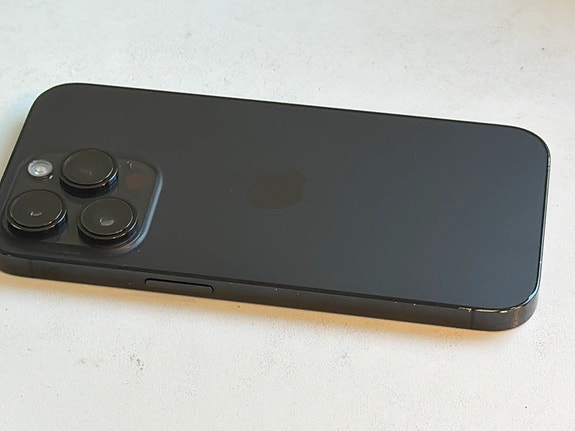 ALE IPhone 14 Pro 128GB black / TAKUU 12kk