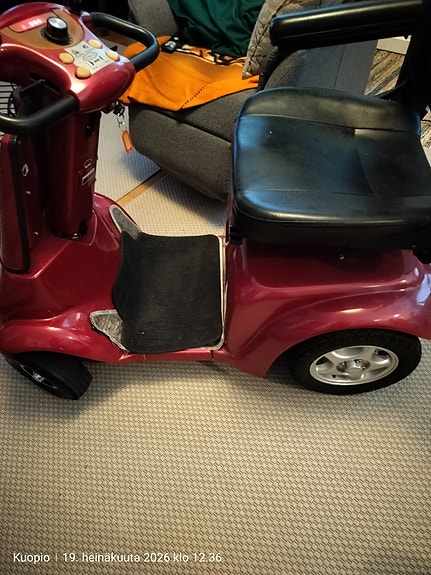 Senioriskootteri Pyrkijä E500