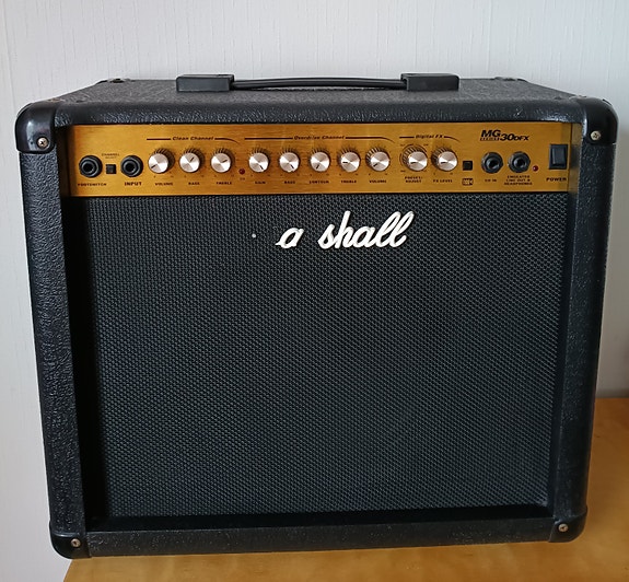 Marshall MG30DFX -kitaravahvistin