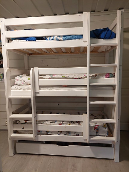 Veke kerrossänky valkoinen