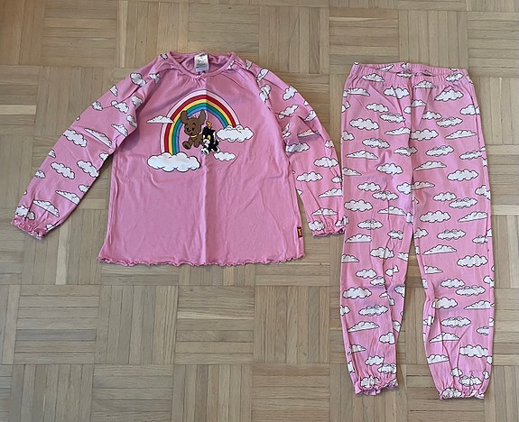 Lindexin Bamse yöpuku, koko 122/128