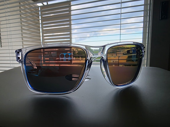 Oakley Holbrook XL uudet aurinkolasit
