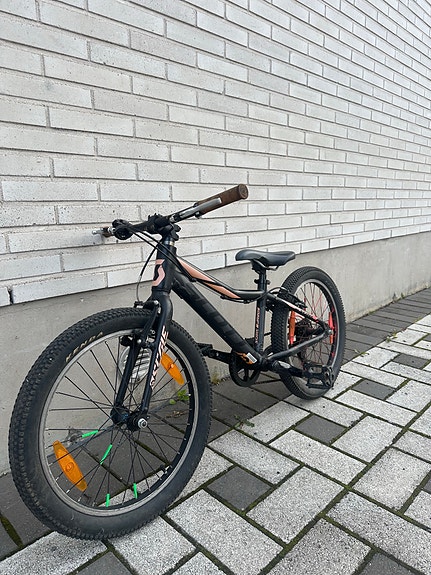 Scott Contessa JR 20 lasten polkupyörä