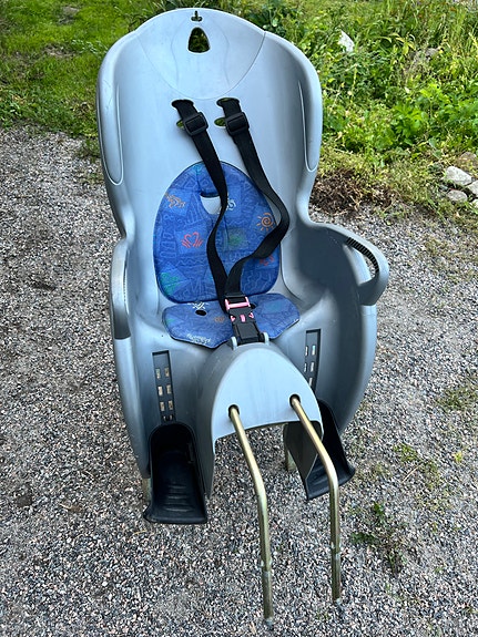Hamax lasten pyöränistuin