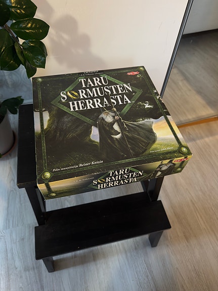 Taru sormusten herrasta -lautapeli