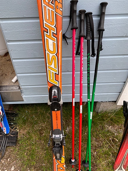 Fischer laskettelusukset ja naisten Dalbello monot koko 26.5